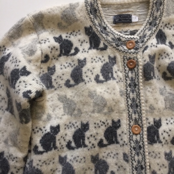 Wool Cat Design Cardigan. Women’s  Size Large. - Picture 9 of 10